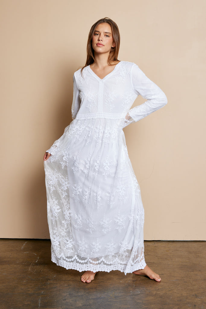 see by chloe white lace dress Vtg See by Chloe White Eyelet Sleeveless Cotton Sheath Dress Size 10 Made in Italy