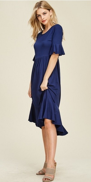 Sierra flattering sleeve midi dress. Great for Bridesmaids Comes in XLarge