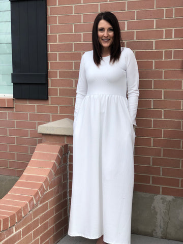 Melissa Temple Dress with pockets